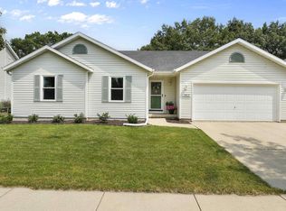 3813 Cosgrove Dr, Madison, WI 53719