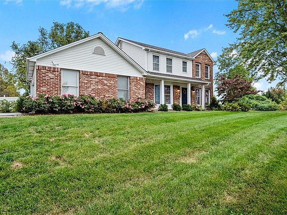 2nd image of 11971 Autumn Lakes Dr