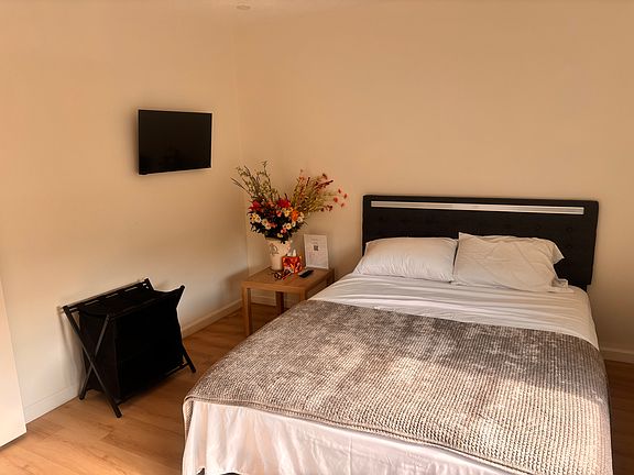 2nd image of 97 Cadogan Way #1