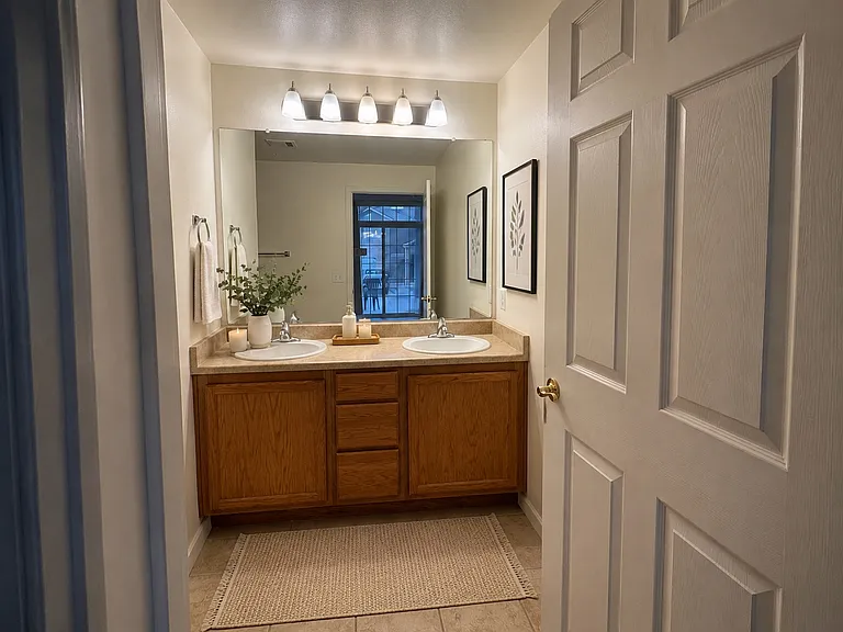 7440 S Blackhawk St #10102 — Photo 5