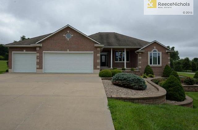 1st image of 1308 SE Willow Tree Dr