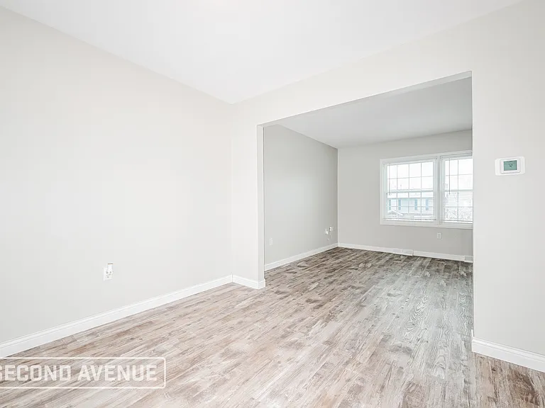 104 Amy Dr — Photo 7