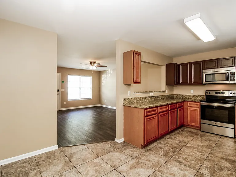 4014 Mountainridge Dr — Photo 9