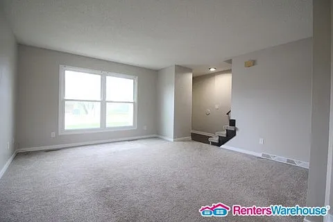 Three Bedroom Duplex — Photo 4