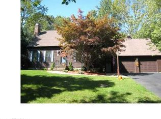 4 Chimney Sweep Rd, Wallingford, CT 06492