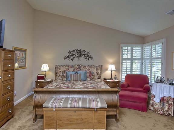 4th image of 337 Eagle Trace Dr