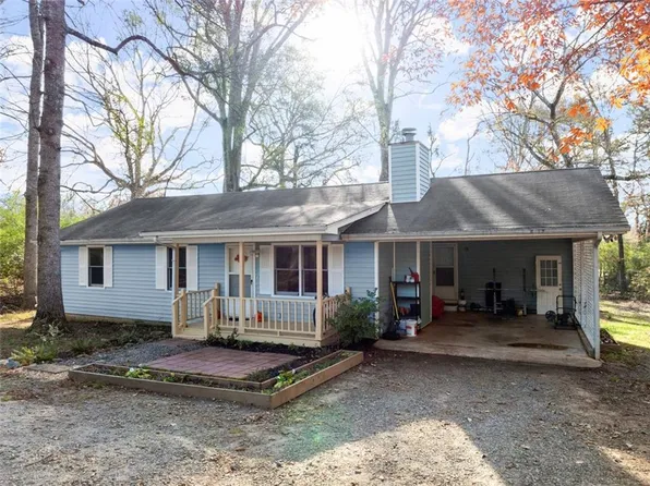 606 Etowah River Rd, Dawsonville, GA 30534