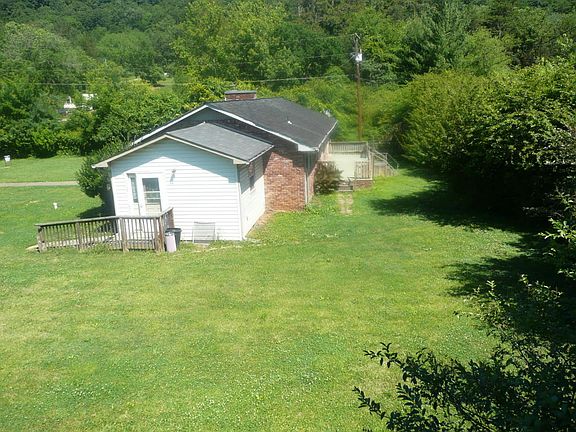 5th image of 4521 Tompkins Valley Way