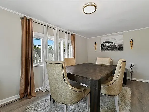 65-67 Lawn Ave #2 — Photo 3