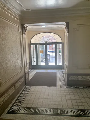 Rented by Heights Realty Advisors | media 20