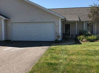 11882 Willow Wood N, Holland, MI 49424