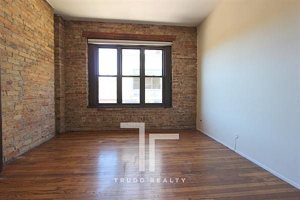 1st image of 3001 N Broadway St #3X