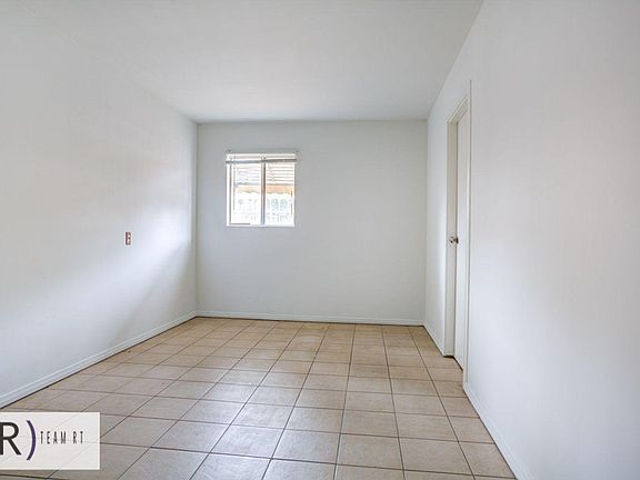 3rd image of 17 Eloise St