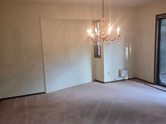 4th image of 10200 SW Crystal St