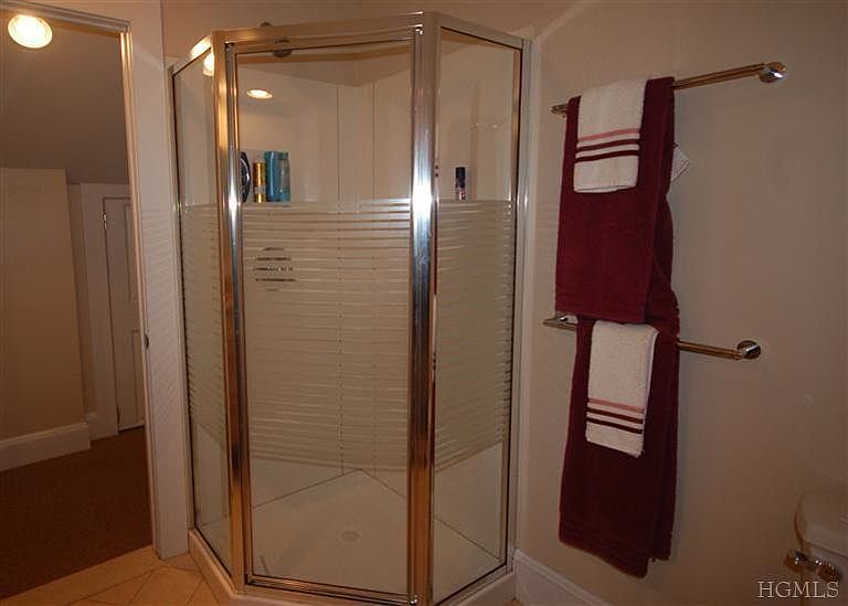 1st image of 426 Union Ave #2