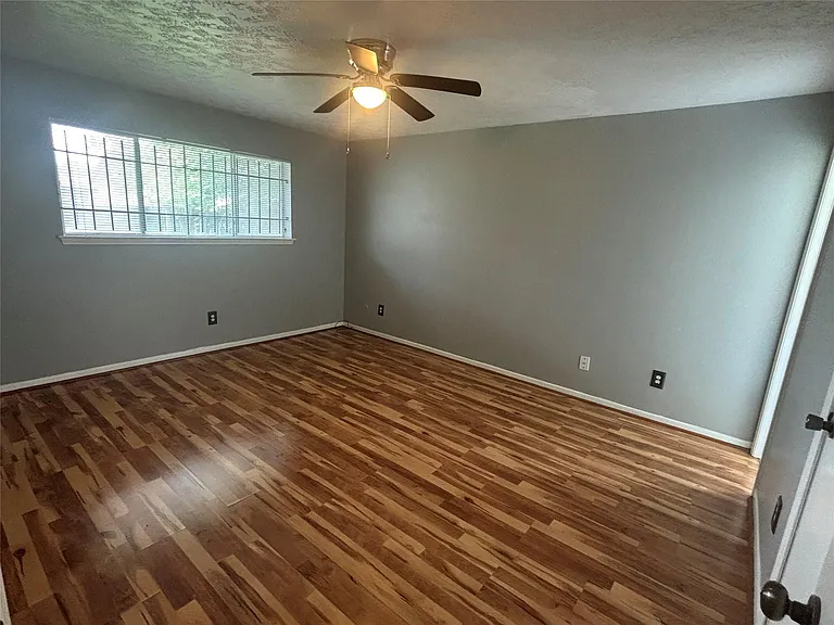 12806 Fern Forest Dr — Photo 11