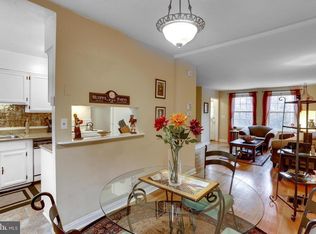 3163 S Stafford St, Arlington, VA 22206