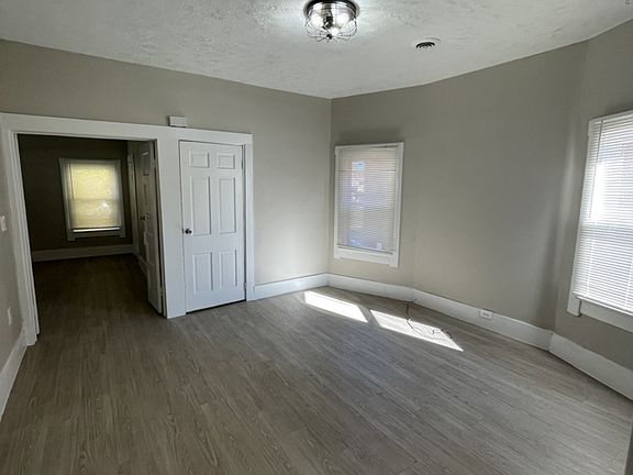 2nd image of 1409 Auburn Ave #2