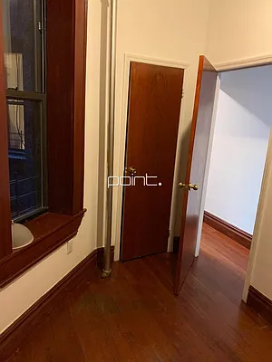 Rented by Point NYC | media 28