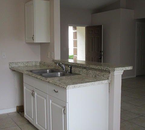 4th image of 7 Ryecrest Ln