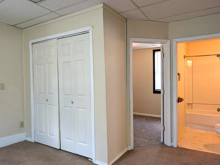 1212 S Chestnut Ave — Photo 13