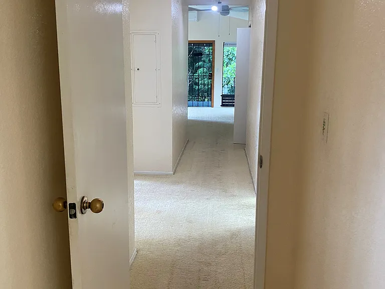 98-1702 Kaahumanu St #6D — Photo 4