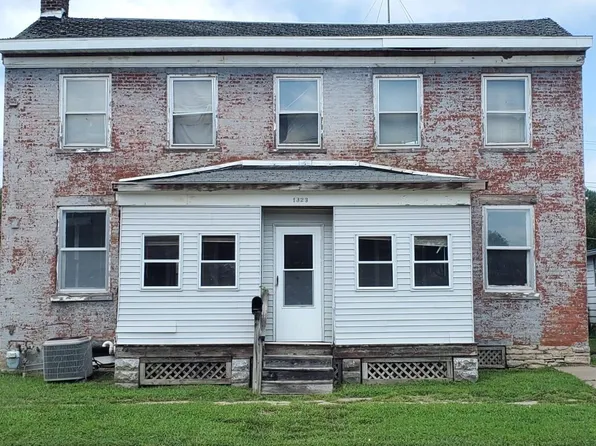 1323 Avenue E, Fort Madison, IA 52627