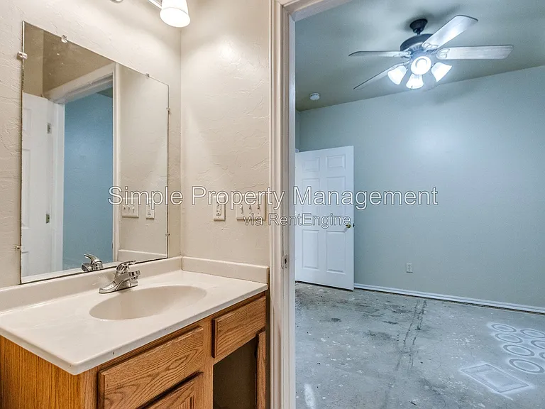 14625 Gilbert St #C — Photo 12