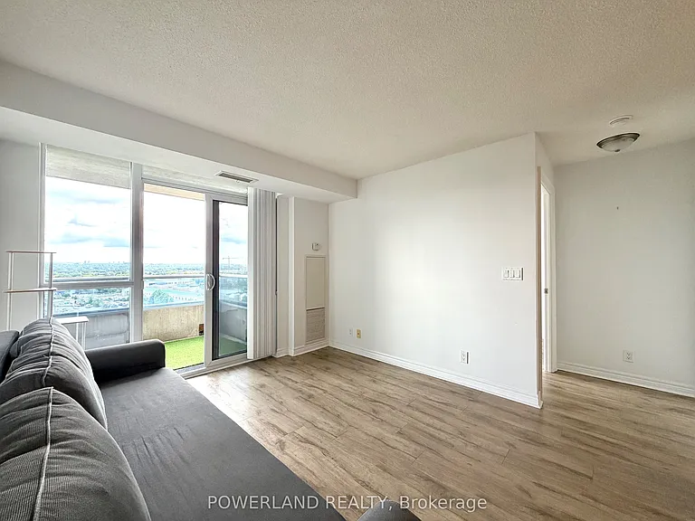 33 Cox Blvd #1521 — Photo 13