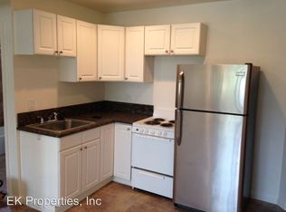 1887 N Vulcan Ave APT 08, Encinitas, CA 92024