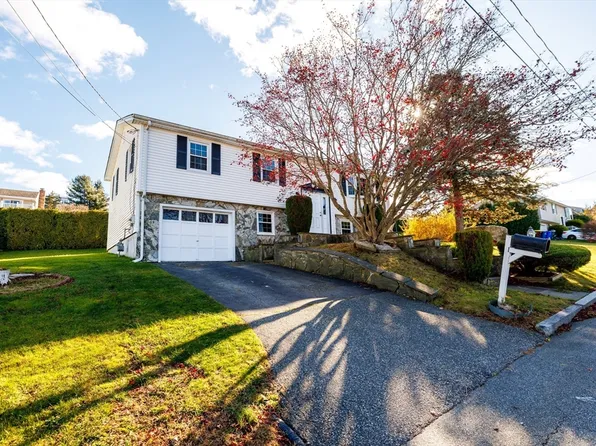 228 Clarkson St, Fall River, MA 02724