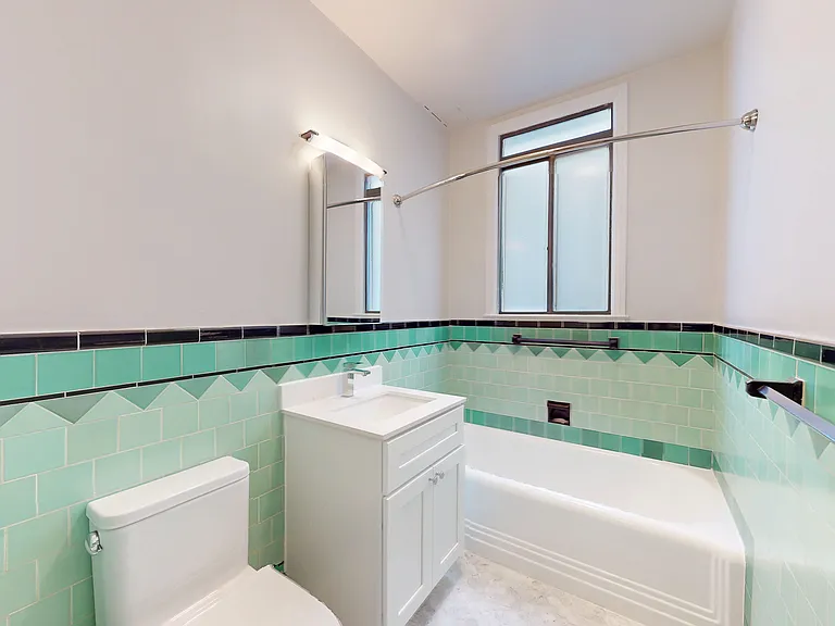 8045 Geary Blvd #102 — Photo 20