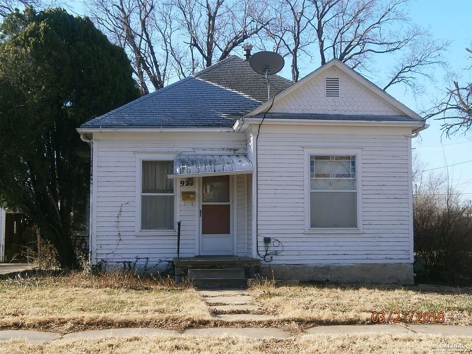 1st image of 925 University Pl