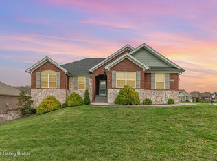 6007 Ridge Ct, La Grange, KY 40031