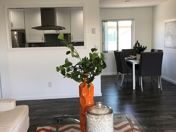 4th image of 1030 Magnolia Ave APT 7
