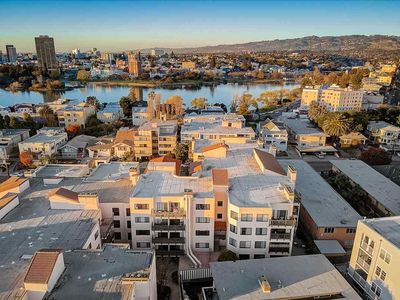 322 Hanover Ave APT 402, Oakland, CA, 94606