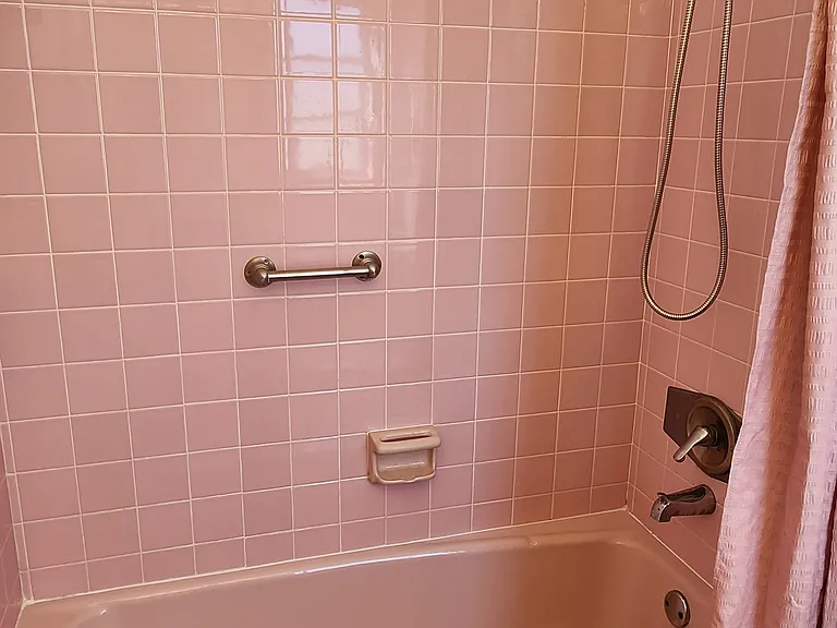 1266 W Wellington Dr — Photo 15