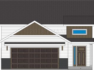 966 Albert Dr W, West Fargo, ND