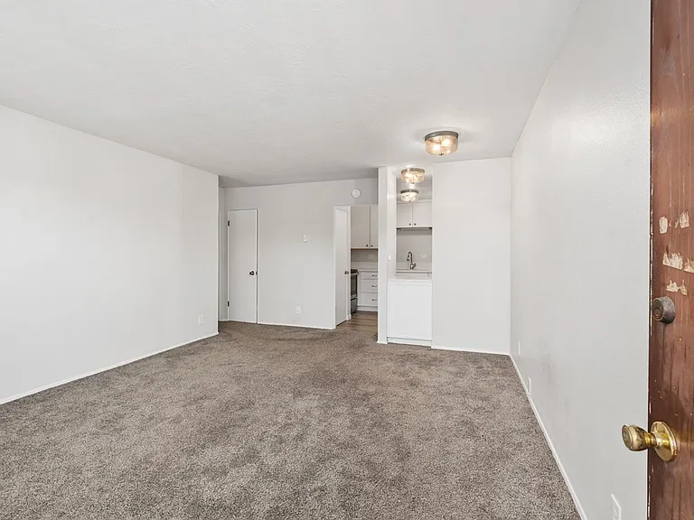 3820 Georgia St #11 — Photo 4