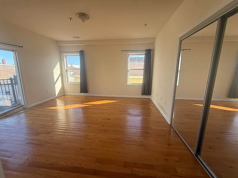 543 Central Ave #3 — Photo 9