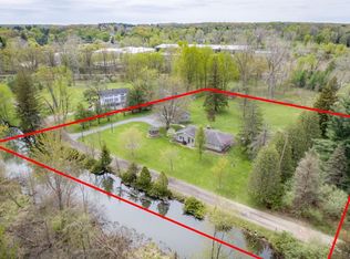 304 N Union St, Manchester, MI 48158