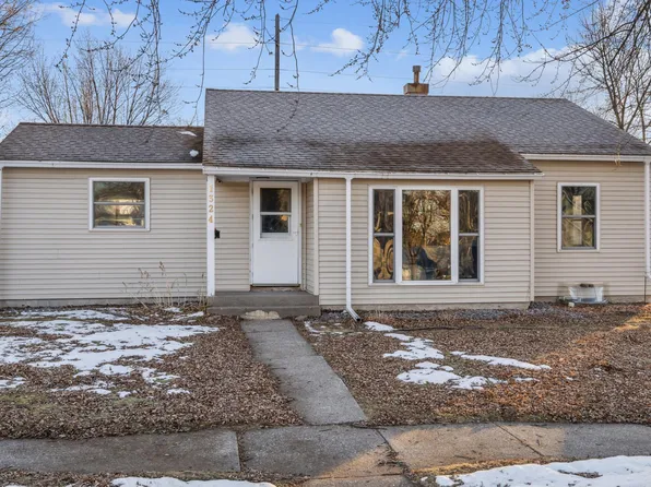 1324 Chandler Ave N, Glencoe, MN 55336
