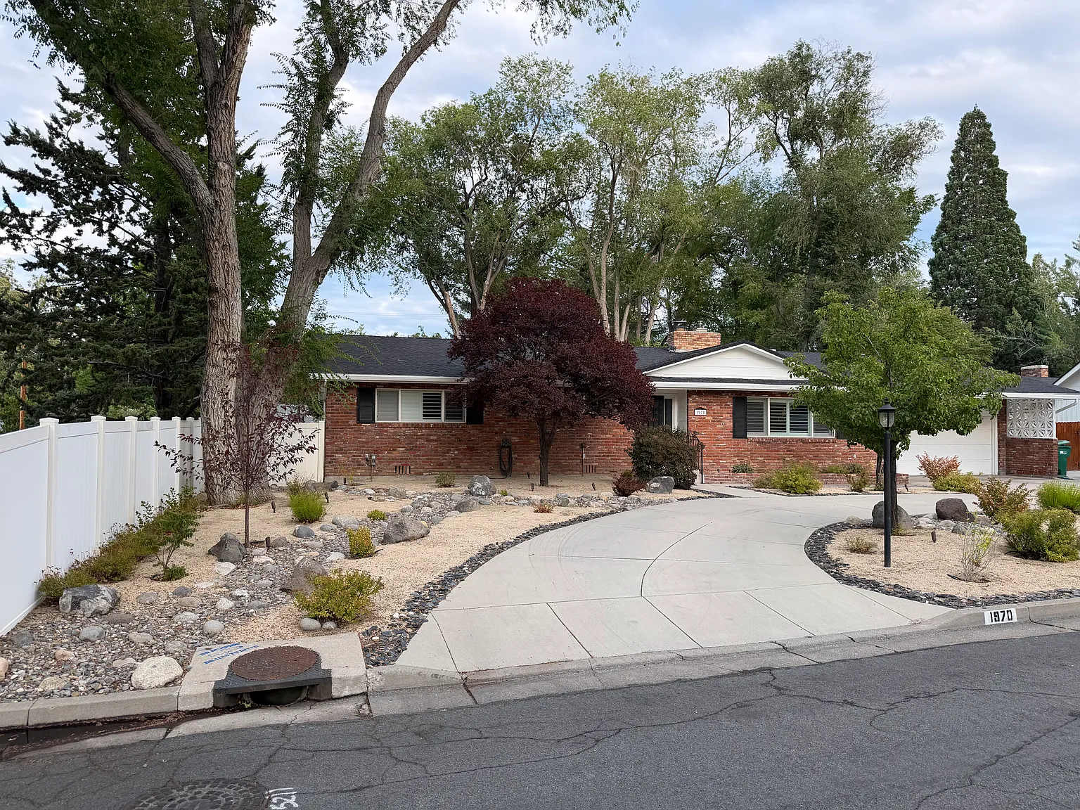 3 bed, 1723 sqft, $3,500 — Photo 2