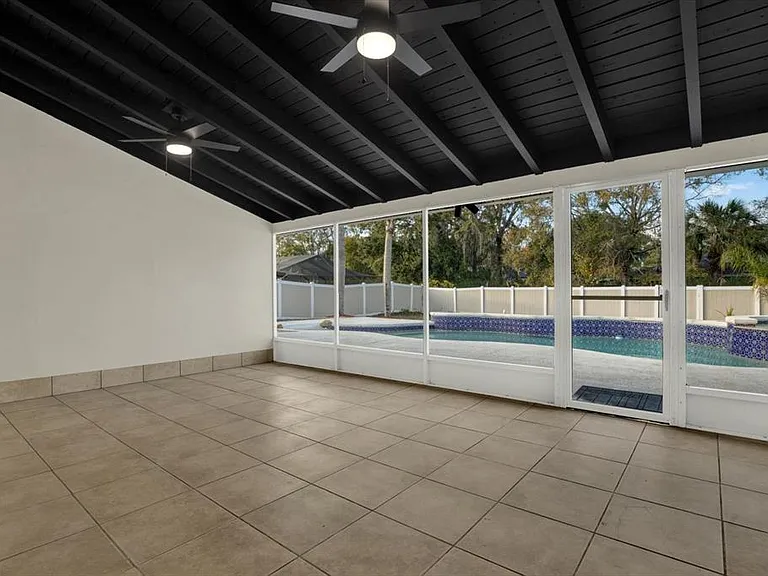 18803 Tracer Dr — Photo 25