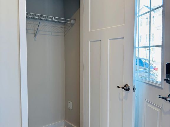 5th image of 74 Trotting Rd