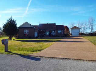 223 Ottoma Dr, Crossville, TN 38555