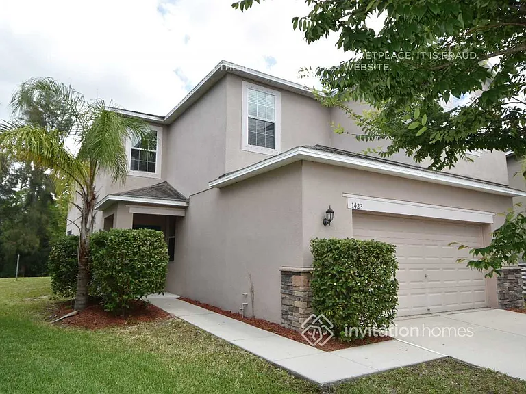 1423 Tahoe Springs Ct — Photo 2