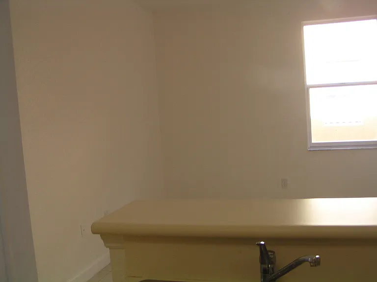 1016 Shoma Dr — Photo 9