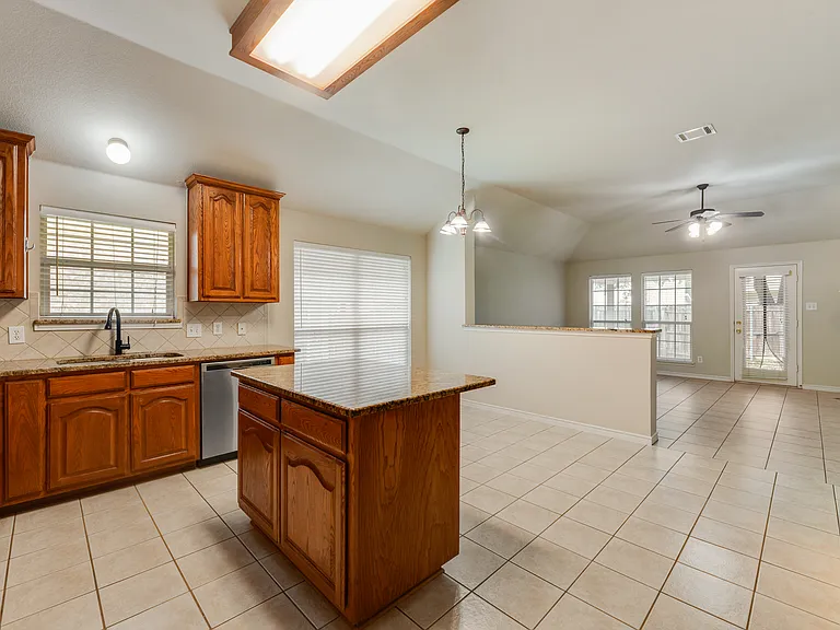 8404 Blacktail Trl — Photo 7