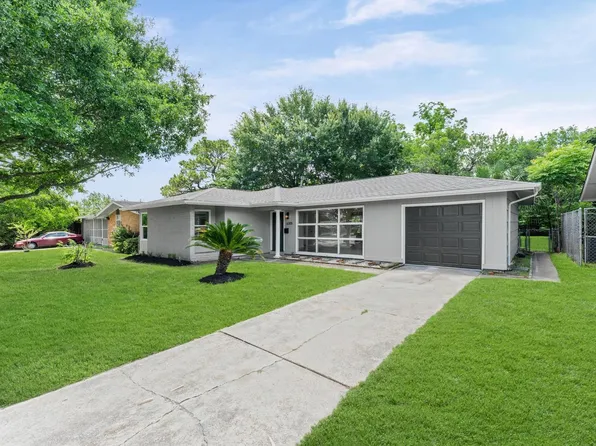 6305 Tarna Ln, Houston, TX 77074
